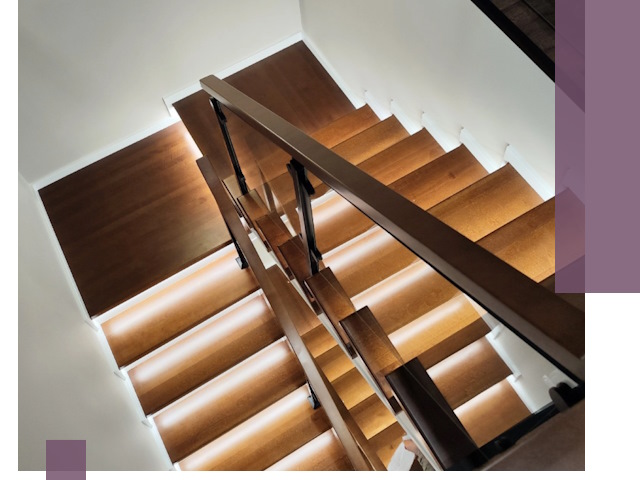 Изготовление П-образных лестниц под ключ в Дубне