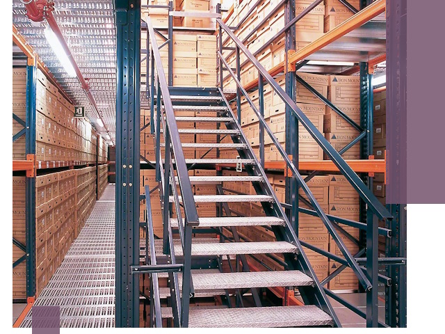 Лестницы складские прочные и безопасные под ключ в Дубне