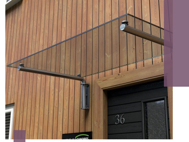 Стеклянные козырьки на входы и фасады в Дубне